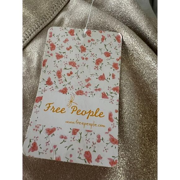 Free People NWT Metallic Gold Back Faux Pockets Vegan Suede Leggings MSRP $78 - Picture 5 of 6